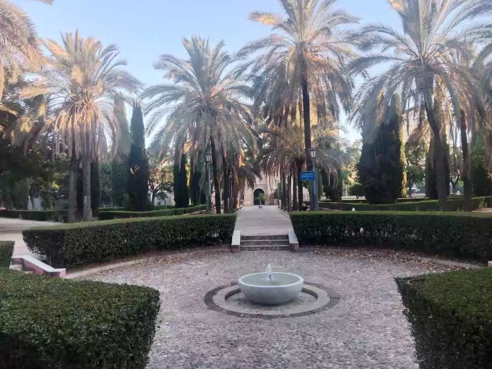 Jardines de la Buhaira. Se observa la fuente